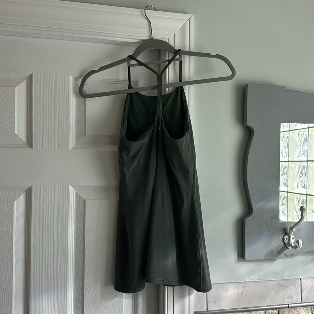Lululemon Sun Setter Tank (Light Support for B/C Cup) Dark Forest EUC - Picture 5 of 7
